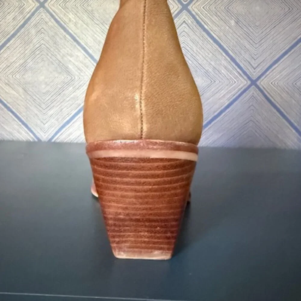 DOLCE VITA BROWN BOOTIES - Picture 3 of 4